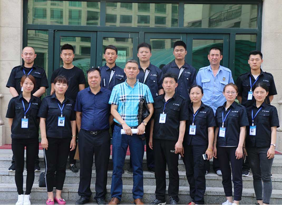 30分鐘內(nèi)救出被困人員！？ 應(yīng)急演練練就真功夫——電梯應(yīng)急救援演練走進(jìn)“君地天城”